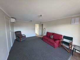 Rainbow Lake House - Lake Taupō Holiday Home -  - 1102233 - thumbnail photo 20