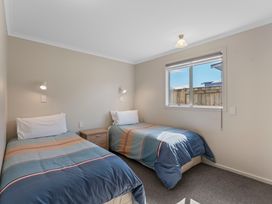Rainbow Lake House - Lake Taupō Holiday Home -  - 1102233 - thumbnail photo 26