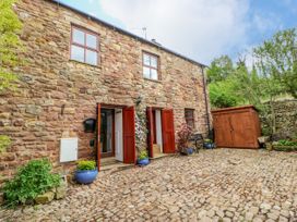 3 bedroom Cottage for rent in Brough