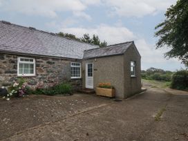 3 bedroom Cottage for rent in Criccieth