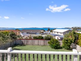 Snells Seaside Bach - Snells Beach Holiday Home -  - 1104296 - thumbnail photo 17