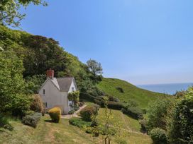 4 bedroom Cottage for rent in Lyme Regis
