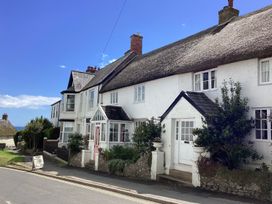 2 bedroom Cottage for rent in Charmouth