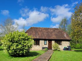 2 bedroom Cottage for rent in Axminster