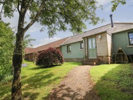 1 bedroom Cottage for rent in Brampton