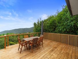 Perfectly Piha - Piha Holiday Home -  - 1107682 - thumbnail photo 17