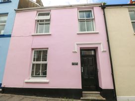 3 bedroom Cottage for rent in Tenby