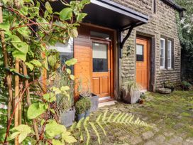 2 bedroom Cottage for rent in Colne