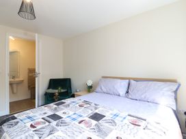 Cheerful Townhouse - Kent & Sussex - 1109170 - thumbnail photo 20