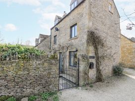 5 bedroom Cottage for rent in Stow on the Wold