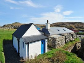 Tigh Bhisa Blackhouse -  - 1110724 - thumbnail photo 2