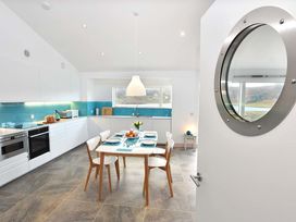 Beach Cottage -  - 1110782 - thumbnail photo 9