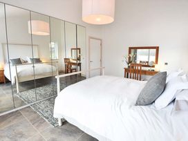 Beach Cottage -  - 1110782 - thumbnail photo 14