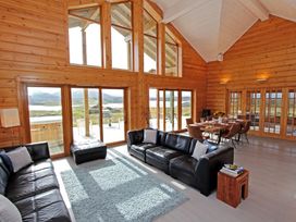Eagle Lodge -  - 1110812 - thumbnail photo 12