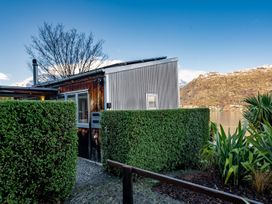 A Stunning Stay - Queenstown Holiday Home -  - 1110973 - thumbnail photo 25