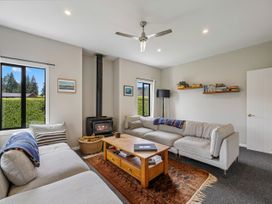 Kokomea House - Wanaka Holiday Home -  - 1112182 - thumbnail photo 3