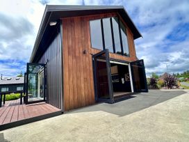 Mangawhero River Chalet -  - 1112466 - thumbnail photo 2