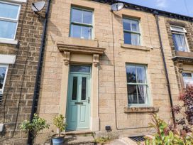 1 bedroom Cottage for rent in Glossop