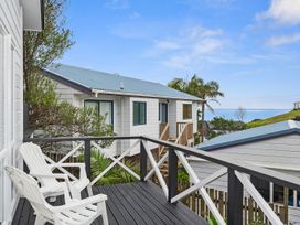 The Family Bach – Cable Bay Holiday Home -  - 1115486 - thumbnail photo 20
