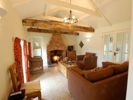 Remus - Norfolk - 1116815 - thumbnail photo 1