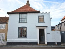 2 bedroom Cottage for rent in Aldeburgh