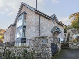 3 bedroom Cottage for rent in Dartmouth