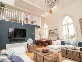 2 bedroom Cottage for rent in Dartmouth
