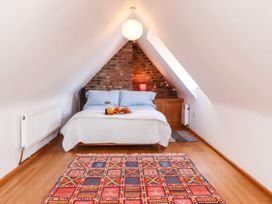 Storm Cottage - North Yorkshire (incl. Whitby) - 1118241 - thumbnail photo 25