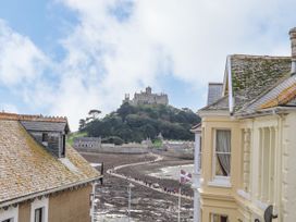 6 bedroom Cottage for rent in Marazion