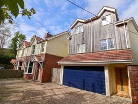 3 bedroom Cottage for rent in Axminster