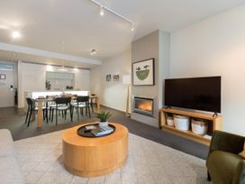 Summit View – Queenstown Central Apartment -  - 1119042 - thumbnail photo 6