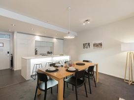 Summit View – Queenstown Central Apartment -  - 1119042 - thumbnail photo 12