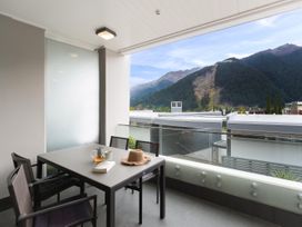 Summit View – Queenstown Central Apartment -  - 1119042 - thumbnail photo 2