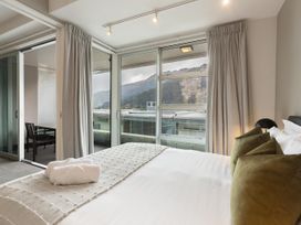 Summit View – Queenstown Central Apartment -  - 1119042 - thumbnail photo 15