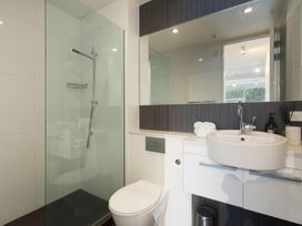 Summit View – Queenstown Central Apartment -  - 1119042 - thumbnail photo 20