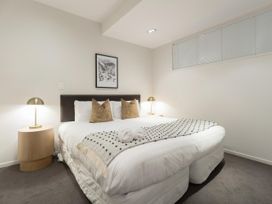 Summit View – Queenstown Central Apartment -  - 1119042 - thumbnail photo 18