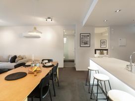 Summit View – Queenstown Central Apartment -  - 1119042 - thumbnail photo 13