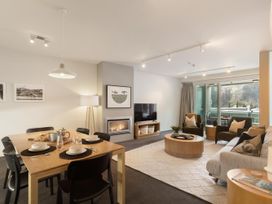 Summit View – Queenstown Central Apartment -  - 1119042 - thumbnail photo 9