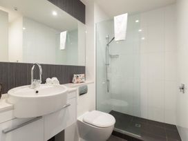 Summit View – Queenstown Central Apartment -  - 1119042 - thumbnail photo 19