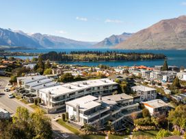Summit View – Queenstown Central Apartment -  - 1119042 - thumbnail photo 25