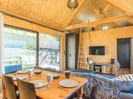 Picture Perfect - Queenstown Holiday Home -  - 1121019 - thumbnail photo 11