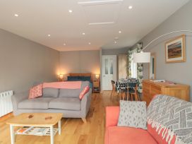 1 bedroom Cottage for rent in Bridport