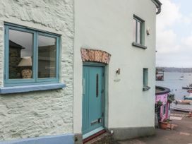 2 bedroom Cottage for rent in Dartmouth