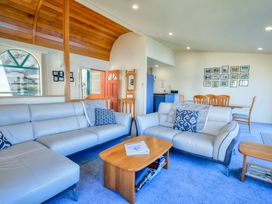 Frankton House - Queenstown Holiday Home -  - 1121716 - thumbnail photo 5