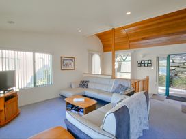 Frankton House - Queenstown Holiday Home -  - 1121716 - thumbnail photo 4