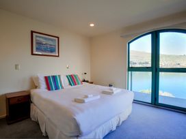 Frankton House - Queenstown Holiday Home -  - 1121716 - thumbnail photo 8