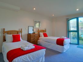 Frankton House - Queenstown Holiday Home -  - 1121716 - thumbnail photo 10
