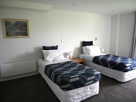 Frankton House - Queenstown Holiday Home -  - 1121716 - thumbnail photo 14