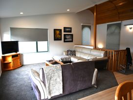 Frankton House - Queenstown Holiday Home -  - 1121716 - thumbnail photo 10