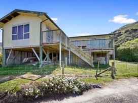 Seaview House - Wainui Holiday Home -  - 1121746 - thumbnail photo 26